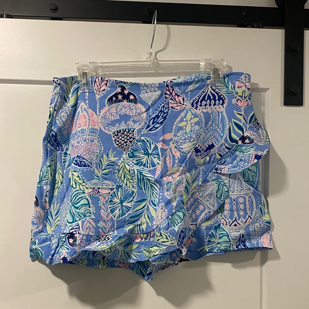 Lilly Pulitzer Blue and Pink Patterned Skorts